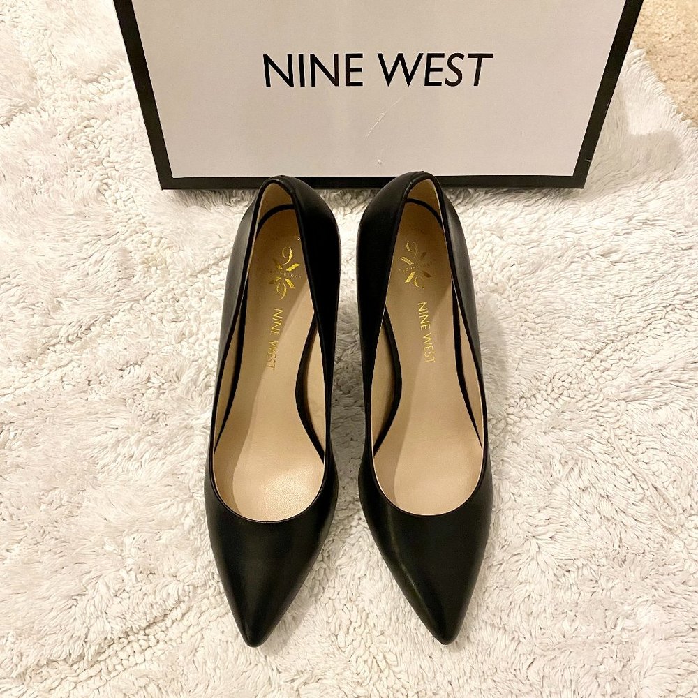 Nine West 9x9 Pointy Toe pump (Black)